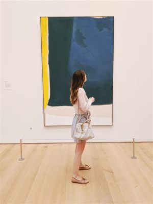 What to Wear to an Art Museum: Outfitting for a Day of Artistic Exploration